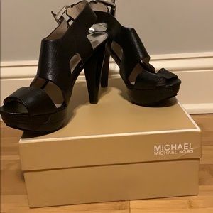 Michael Michael Kohl’s Heels
